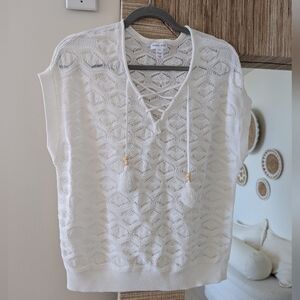 White Knit V-Neck Top with Tassels